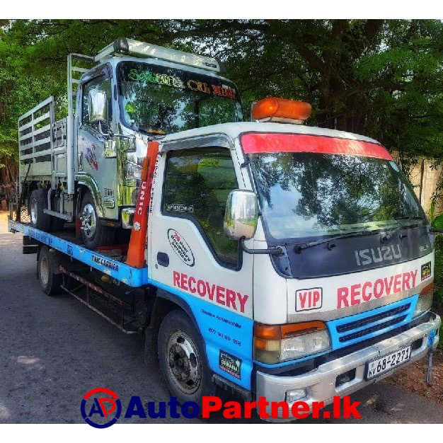 Breakdown Recovery Towing and Car Carrier Service Wariyapola