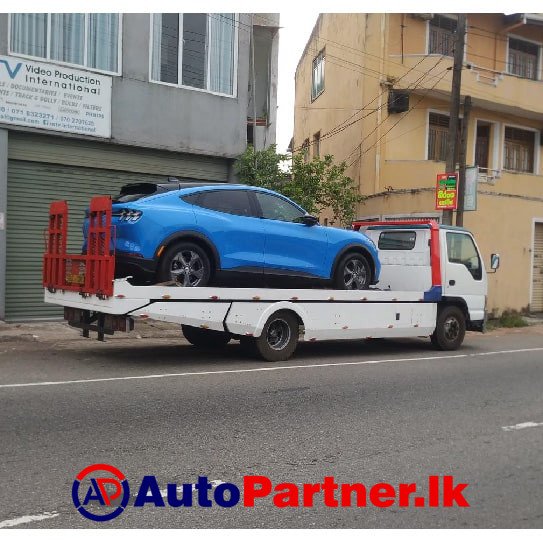 NS Recovery Breakdown Service and Roadside Assistance Malabe
