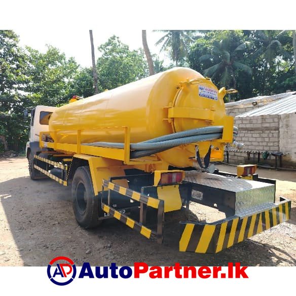 Gully Bowser Service in Kuliyapitiya Town