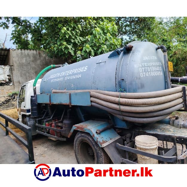 Gully Bowser Service in Maharagama