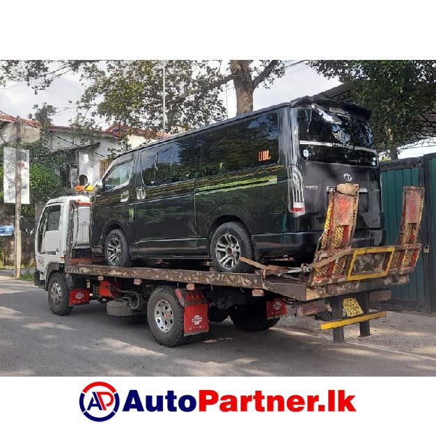 Car Carrier and Recovery Service in Makumbura