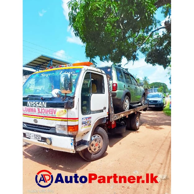 Car Carrier and Recovery Service in Makumbura