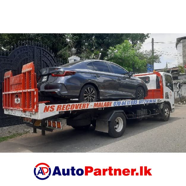Car Carrier and Recovery Service in Galle Face